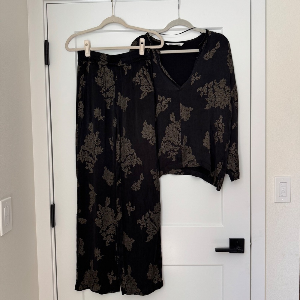 Zara‎ viscose set